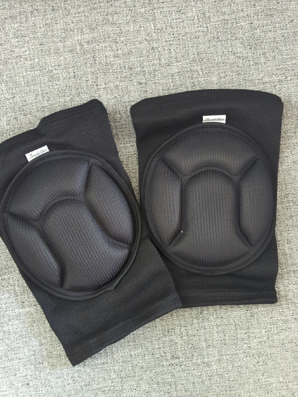 Black Padded Knee Sleeves - Unbranded